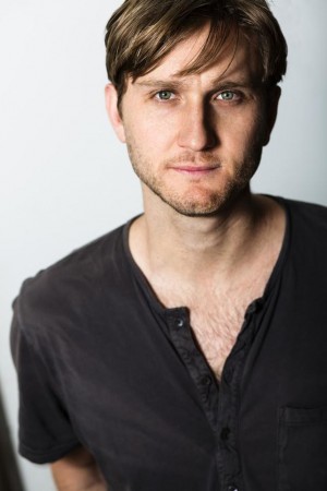 Aaron Staton tüm dizileri dizigom'da