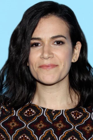 Abbi Jacobson tüm dizileri dizigom'da