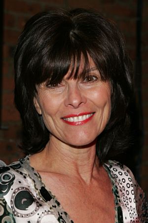 Adrienne Barbeau tüm dizileri dizigom'da