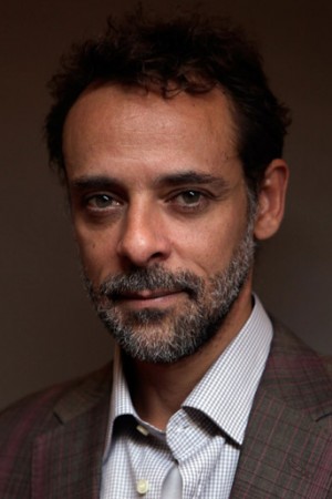 Alexander Siddig tüm dizileri dizigom'da