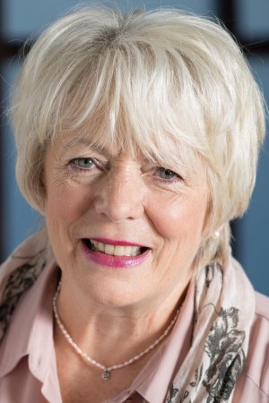 Alison Steadman tüm dizileri dizigom'da