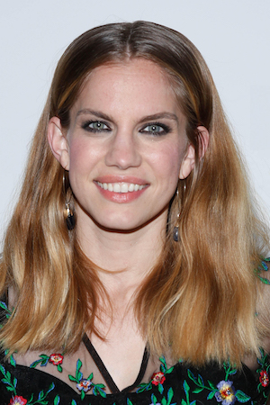 Anna Chlumsky tüm dizileri dizigom'da