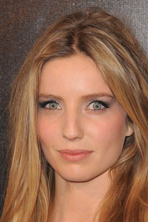 Annabelle Wallis tüm dizileri dizigom'da