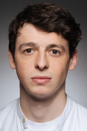 Anthony Boyle tüm dizileri dizigom'da