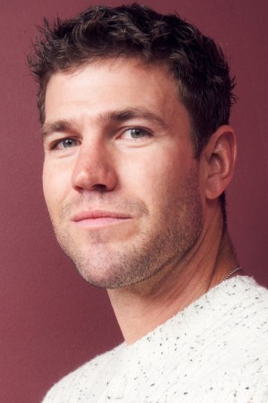 Austin Stowell tüm dizileri dizigom'da