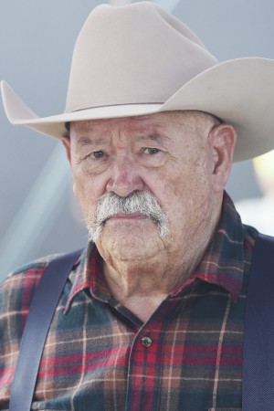 Barry Corbin tüm dizileri dizigom'da