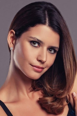 Beren Saat tüm dizileri dizigom'da