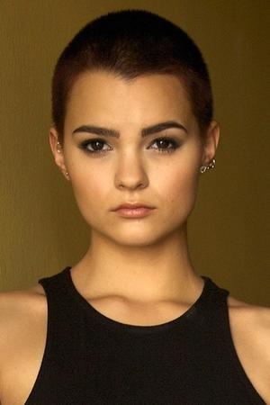 Brianna Hildebrand tüm dizileri dizigom'da