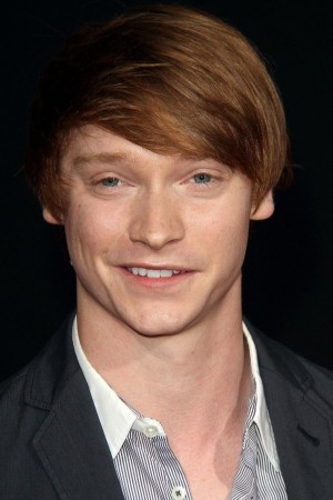 Calum Worthy tüm dizileri dizigom'da