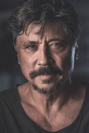 Carlos Bardem tüm dizileri dizigom'da