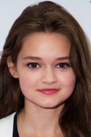 Ciara Bravo tüm dizileri dizigom'da