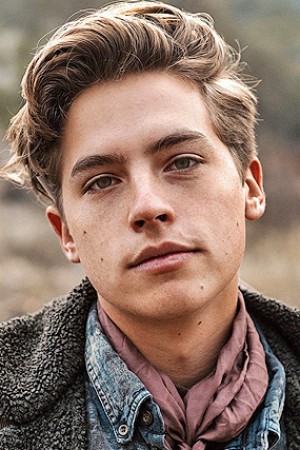 Cole Sprouse tüm dizileri dizigom'da