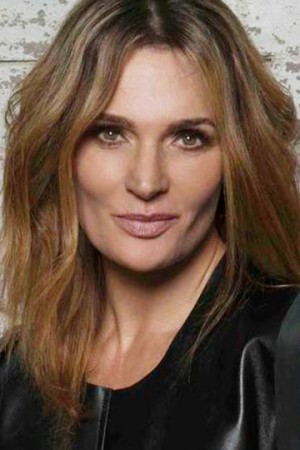 Danielle Cormack tüm dizileri dizigom'da