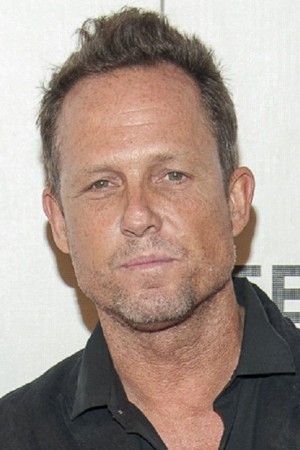 Dean Winters tüm dizileri dizigom'da