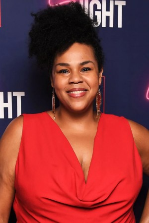 Desiree Burch tüm dizileri dizigom'da