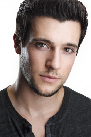 Drew Roy tüm dizileri dizigom'da