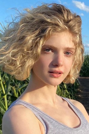 Elena Kampouris tüm dizileri dizigom'da