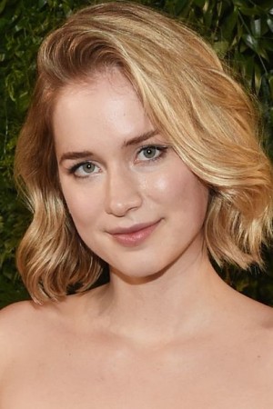 Elizabeth Lail tüm dizileri dizigom'da