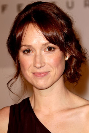 Ellie Kemper tüm dizileri dizigom'da