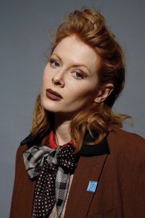 Emily Beecham tüm dizileri dizigom'da