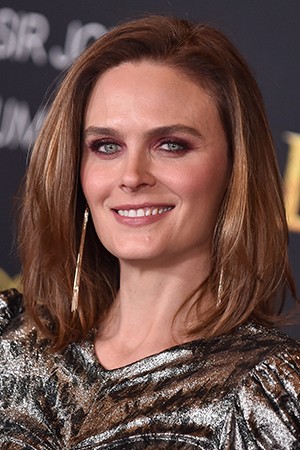 Emily Deschanel tüm dizileri dizigom'da