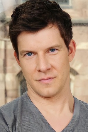 Eric Mabius tüm dizileri dizigom'da