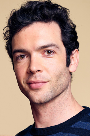 Ethan Peck tüm dizileri dizigom'da