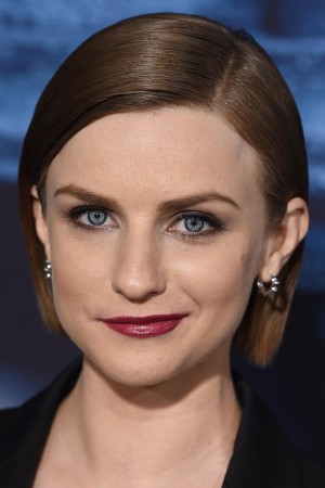 Faye Marsay tüm dizileri dizigom'da