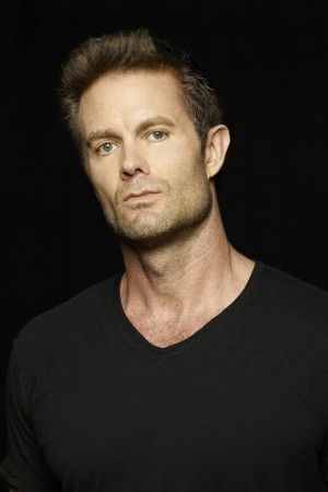 Garret Dillahunt tüm dizileri dizigom'da