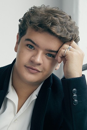 Gaten Matarazzo tüm dizileri dizigom'da