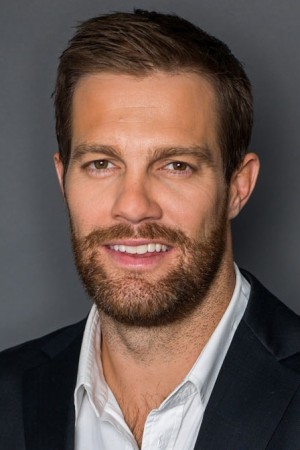 Geoff Stults tüm dizileri dizigom'da