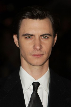 Harry Lloyd tüm dizileri dizigom'da