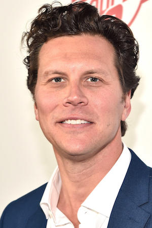 Hayes MacArthur tüm dizileri dizigom'da