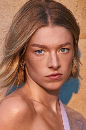 Hunter Schafer tüm dizileri dizigom'da