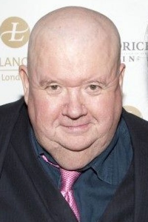 Ian McNeice tüm dizileri dizigom'da