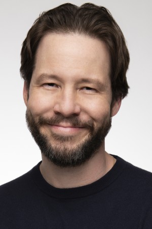 Ike Barinholtz tüm dizileri dizigom'da