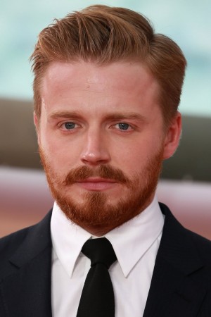 Jack Lowden tüm dizileri dizigom'da