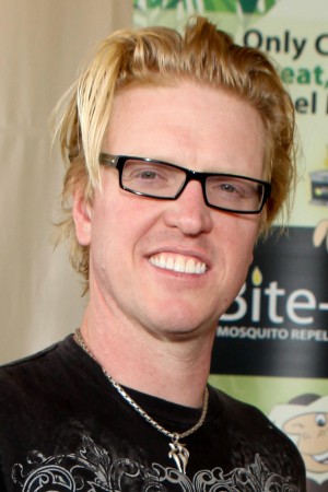 Jake Busey tüm dizileri dizigom'da