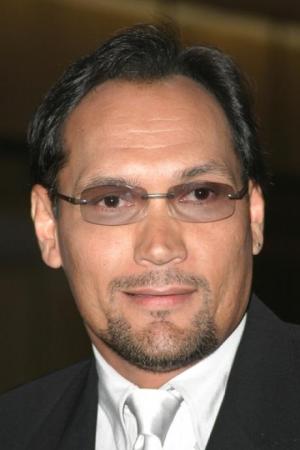 Jimmy Smits tüm dizileri dizigom'da