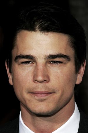 Josh Hartnett tüm dizileri dizigom'da