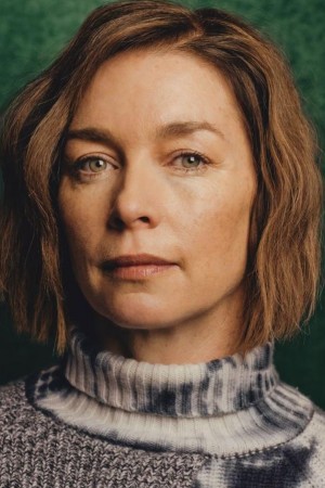 Julianne Nicholson tüm dizileri dizigom'da