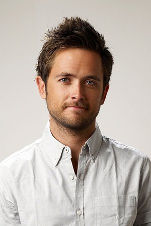 Justin Chatwin tüm dizileri dizigom'da