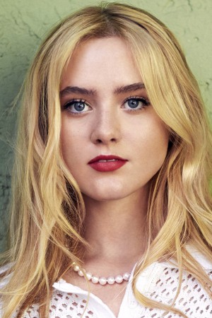 Kathryn Newton tüm dizileri dizigom'da