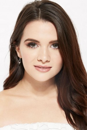 Katie Stevens tüm dizileri dizigom'da