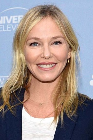 Kelli Giddish tüm dizileri dizigom'da