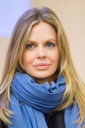 Kristin Bauer van Straten tüm dizileri dizigom'da