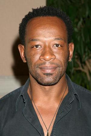 Lennie James tüm dizileri dizigom'da