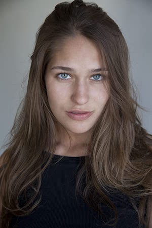 Lola Kirke tüm dizileri dizigom'da