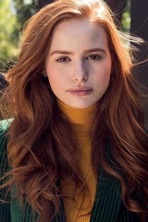 Madelaine Petsch tüm dizileri dizigom'da