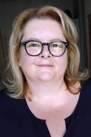 Magda Szubanski tüm dizileri dizigom'da